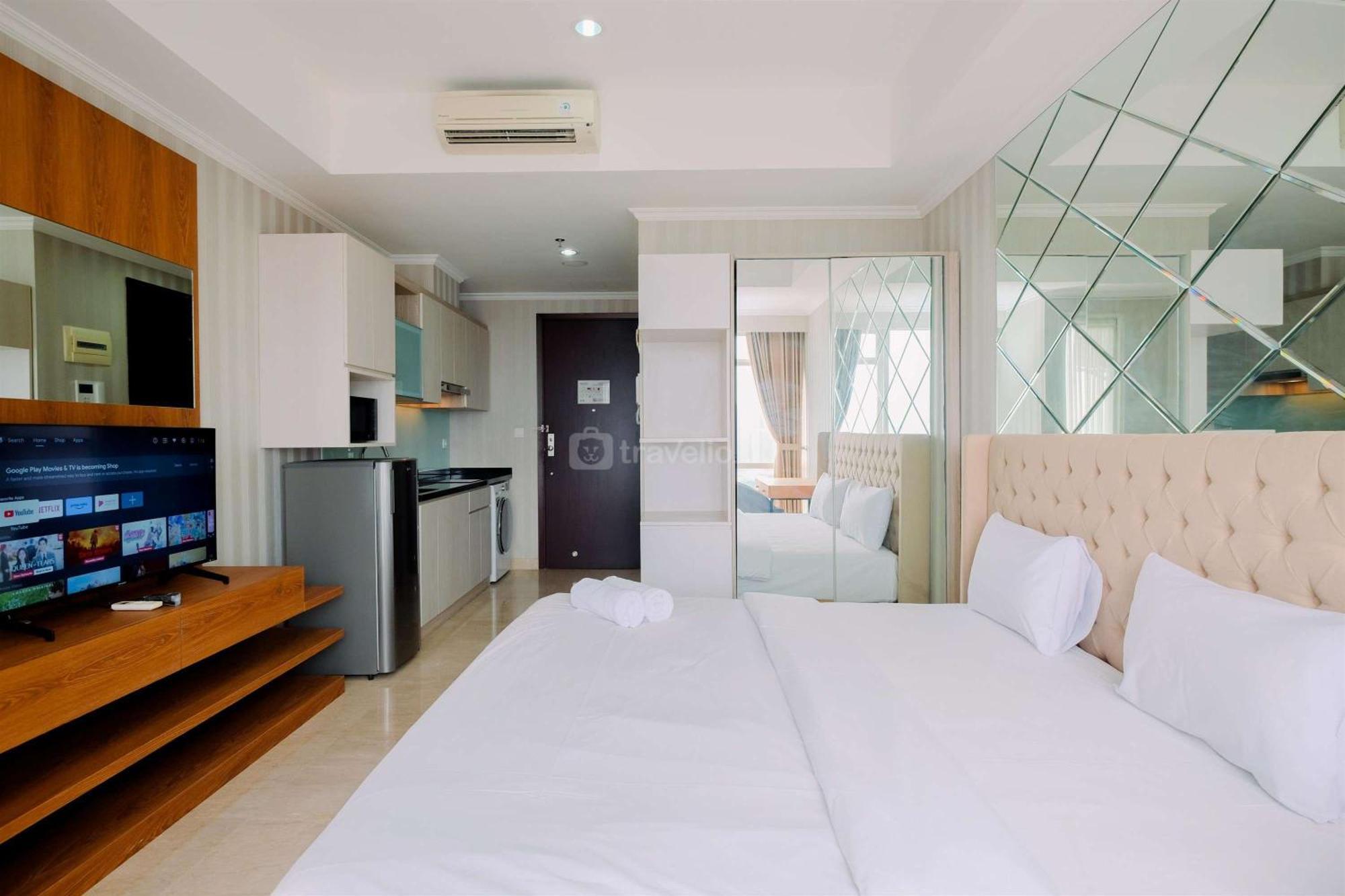 Apartment Comfort And Modern Look Menteng Park By Travelio Jakarta